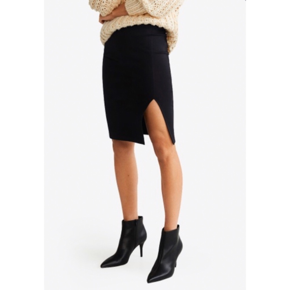 Black pencil skirt